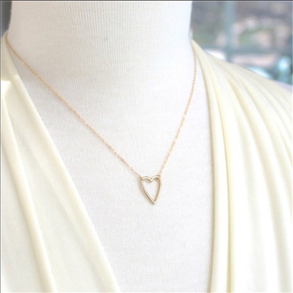 Love Heart Dainty Necklace - Picture 2 of 2